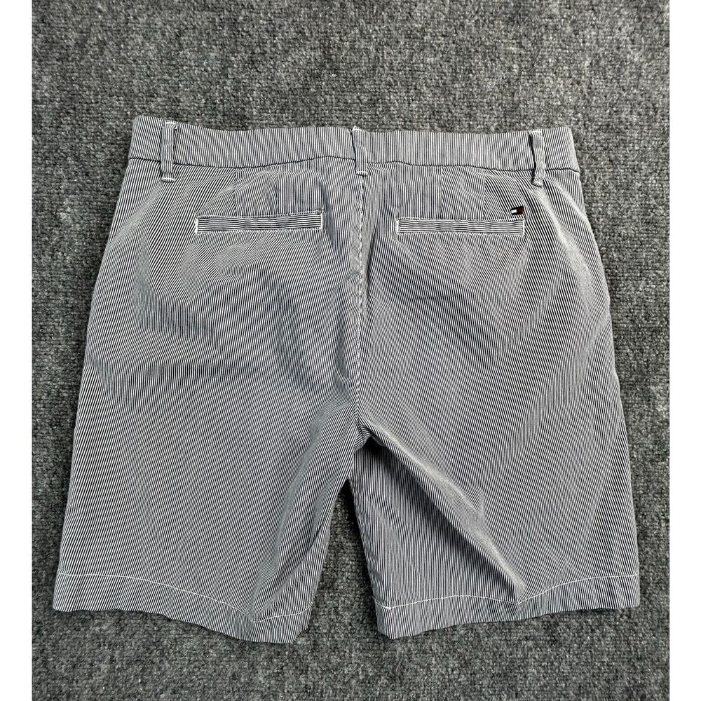 Tommy Hilfiger Women's Seersucker Stripe Chino Shorts Size 6 Blue White - Picture 2 of 6